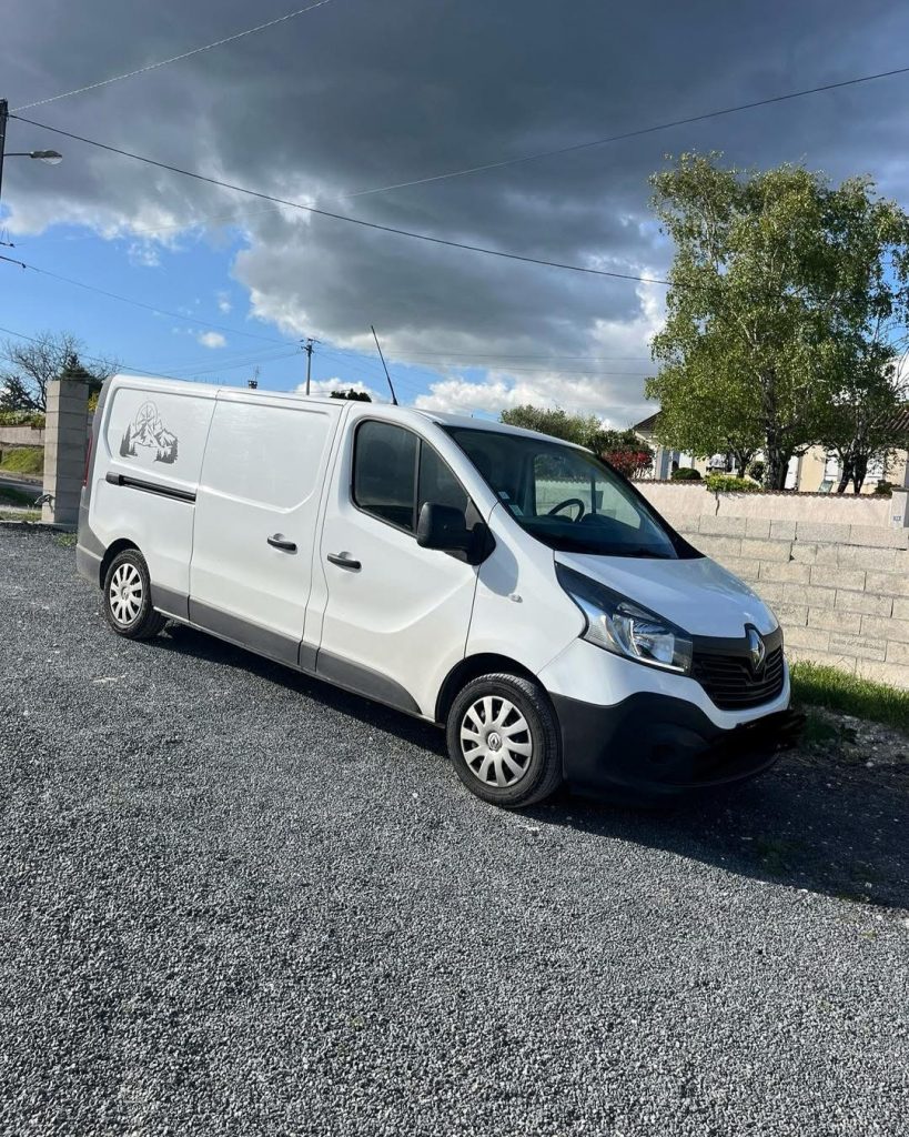 Renaud trafic 1.6l 120 chevaux